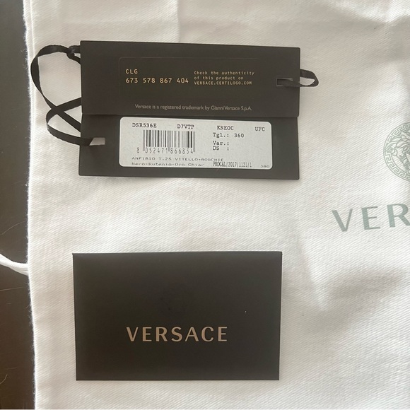 NWT Authentic Versace city stud ankle boots 5US (36 Europe) black - Picture 6 of 9